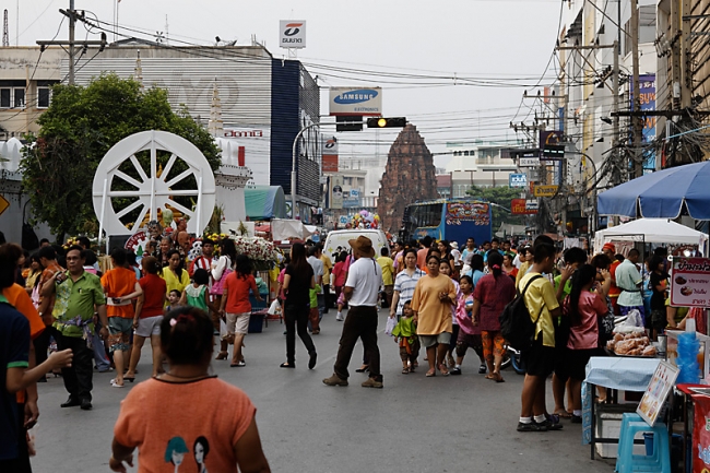 Lopburi King Narai fair-184